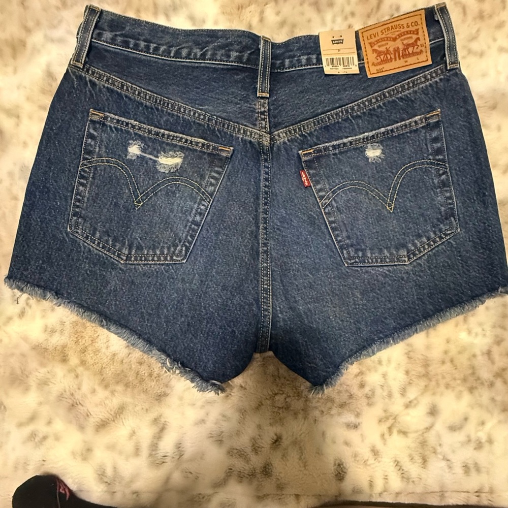 Levi’s 501 high rise denim jean shorts Sz 31
